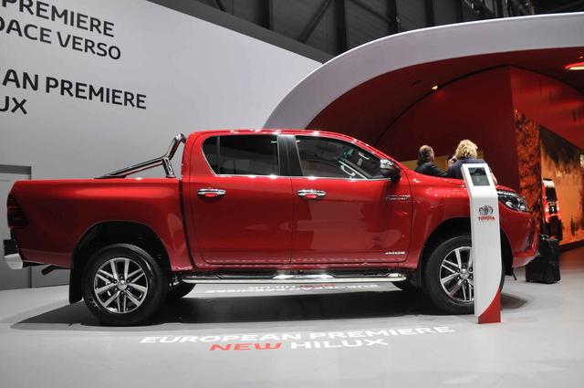La octava generación Hilux está disponible en 4 y 5 plazas